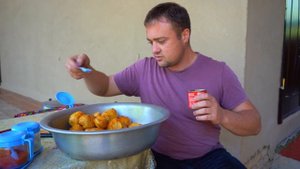 Мясо приготовленное в казане на костре, тает во рту! Казан кебаб из говядины!Узбекистан.