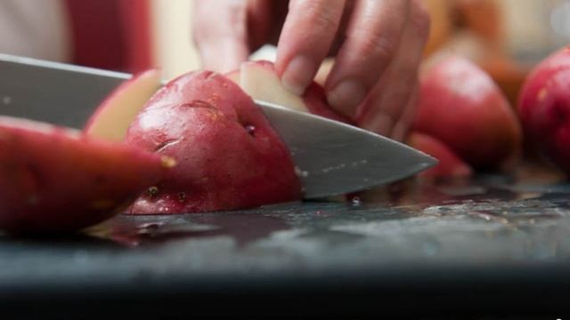 Курица в духовке с лимоном