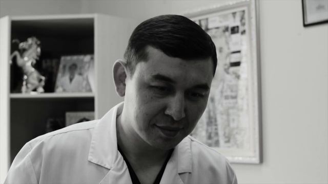 Врач - нейрохирург отделения детской нейрохирургии - Жарасов Алибек Маратович