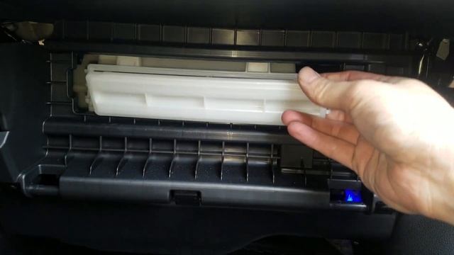 2018 Mitsubishi Eclipse Cross Cabin Filter Replacement смотреть онлайн