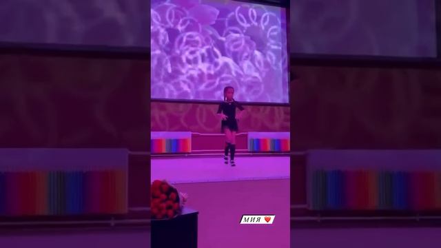 Павел Прилучный показал кадры с выступления дочери от Агаты Муцениеце