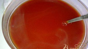 Томатная приправа с морковью и чесноком