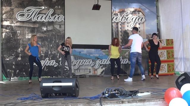 Mueve Tu Cuerpo;) Dance school - День независимости РФ 12.06.16 смотреть онлайн