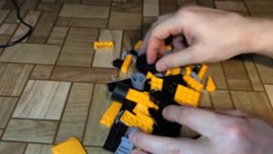 Lego совместимый конструктор Ашан Bricks Construction Желтый трактор Только обзор
