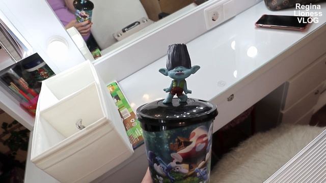 VLOG 2023/Наклейки по сериалу Клон/закладки и магниты со знаменитостями/Regina Lioness? смотреть онлайн