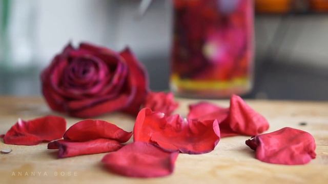 how to make ROSE INFUSED OIL & ROSE WATER | DIY смотреть онлайн