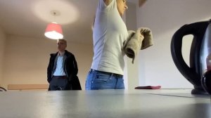 Батя ПЕДОФИЛ напал на НЯНЮ. Отец ПОСТАВИЛ Няню на КОЛЕНИ. БАТЯ Избил СЫНА за двойки. ПСИХ ОТЕЦ Няню