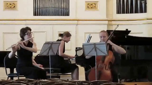 Богуслав Мартину - Трио для флейты, виолончели и фортепиано смотреть онлайн