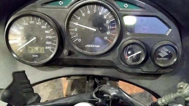 Suzuki gsx600f после правильной настройки карбюраторов смотреть онлайн
