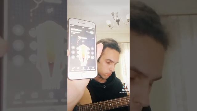 Как (и зачем) настроить гитару? 🤓 #обучениегитаре