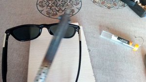 Как отремонтировать очки, надежный способ с использованием паяльника. How To Fix Broken Glasses Arm