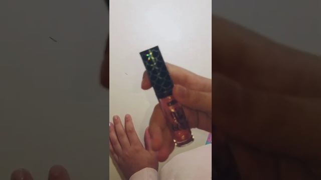 ?Что можно подарить лп на др ?