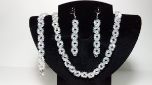 Бисероплетение.   Украшение из бисера. Пошаговый МК для начинающих. Мастер класс.