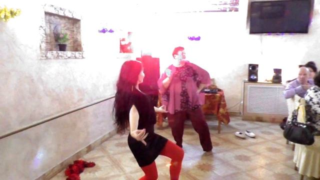 Интерактив с гостями - Марьям, восточные танцы смотреть онлайн