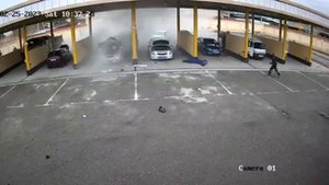 Метан взорвался будьте осторожно!