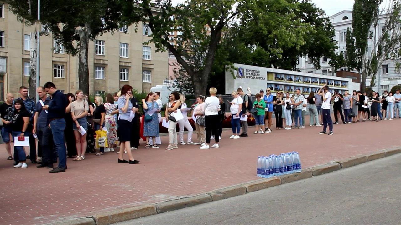 Помощь жителям Курской области идет со всей страны