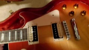 Gibson Les Paul Traditional Pro V Unboxing
