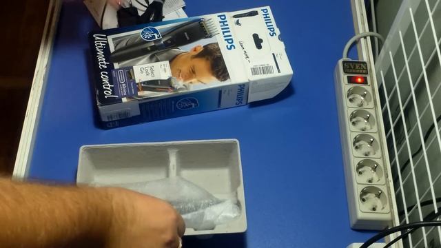 Машинка для стрижки Philips QC 5370/15. Кмплектация. смотреть онлайн