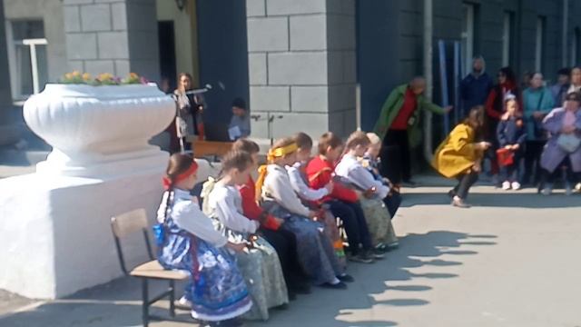 Ложкари город Новосибирск. Смуглянка на ложках