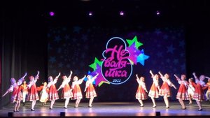 "Ой, вставала я ранёшенько", ансамбль русского танца «Школьные годы»