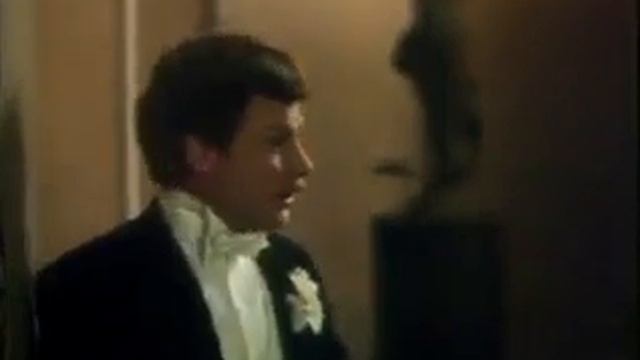 Надо что-то делать смотреть онлайн