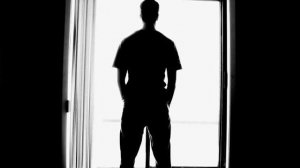ОБЫЧНАЯ ПРОШЛАЯ ЖИЗНЬ Мы жили от зарплаты до зарплаты...