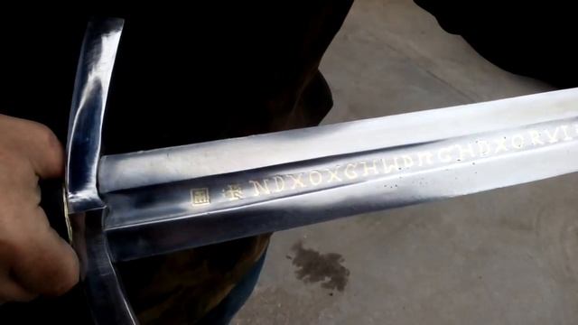 Полуторный меч "Бастард" со всечкой