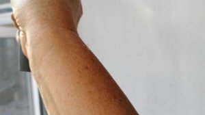 Почему потеет окно: как устранить