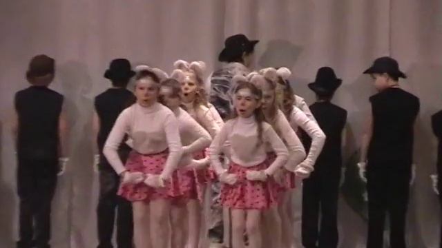 Как мыши с котом воевали Детский спектакль 2010, Сумы смотреть онлайн