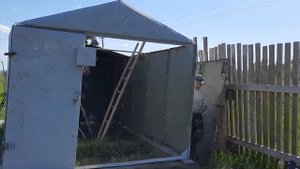 Первая постройка на участке с ПРУДАМИ! Секционный гараж!