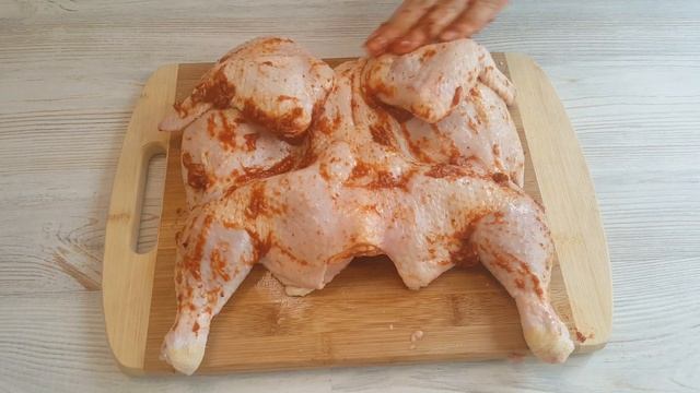 Курица целиком на мангале на решетке (маринад для курицы)