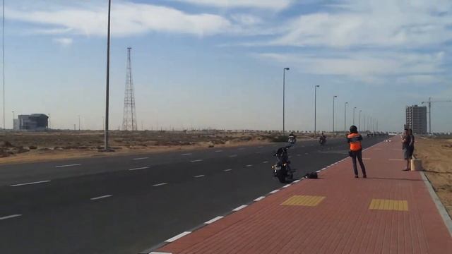 Слет Байкеров в ОАЭ смотреть онлайн