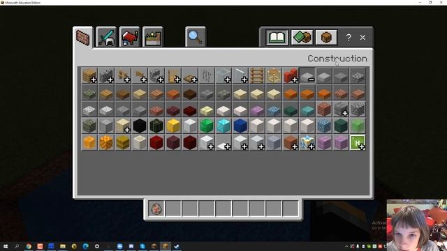 Строим мост в Майнкрафте с помощью циклов смотреть онлайн