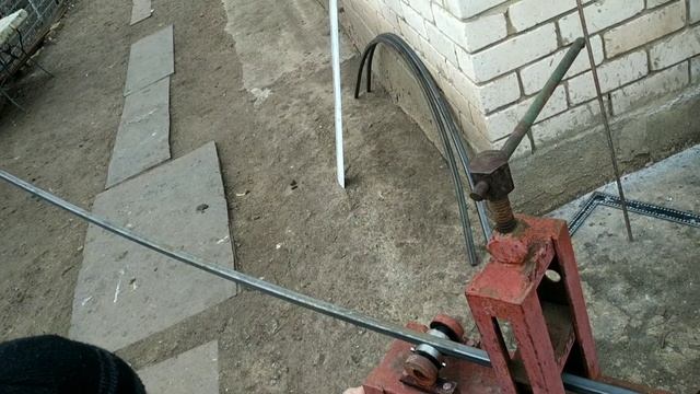 Как сделать навес над крыльцом своими руками.