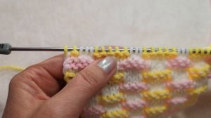 №84  Ленивый жаккард. Двухцветный (многоцветный) узор спицами из остатков пряжи. Для теплых вещей