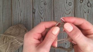 ПРОСТАЯ КЛАССНАЯ МОДЕЛЬ. МУЖСКАЯ ШАПКА СПИЦАМИ!  KNITTED HAT.