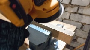 DEKO DKCG20 125 шлифовка дерева