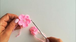 Плоские цветочки для декора вязаных изделий. Плоские цветочки крючком.