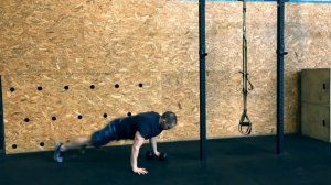 Жим дьявола с гантелей