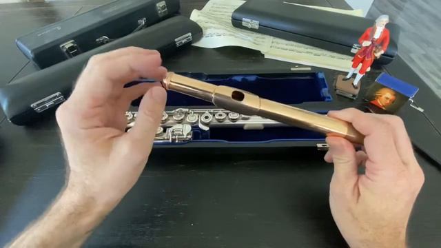 Your First Flute: Unboxing смотреть онлайн