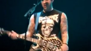 Avenged Sevenfold- Zacky V.'s surprise song.flv