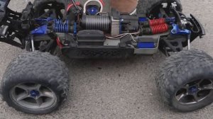 Радиоуправляемая модель ЭЛЕКТРО,RC!(Обзор TRAXXAS E-Revo 1:8 б/к систем)