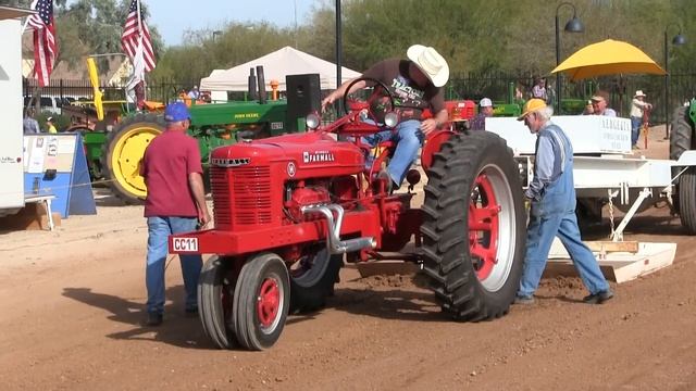Modified Ford V8 Powered 1951 Farmall H Pulling The Sled, Glendale, AZ 2015