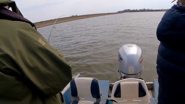 Порим судака на базе Relax смотреть онлайн