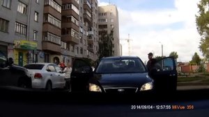 Наезд на ребенка во дворе дома