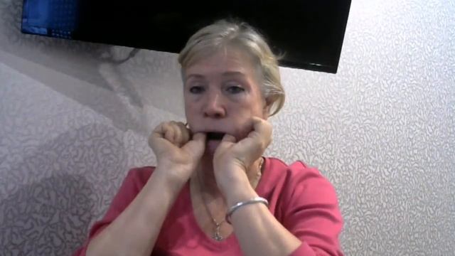 Гимнастика для лица .Часть 3.Убираем носогубные складки смотреть онлайн