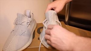 КАК ЗАШНУРОВАТЬ YEEZY 350 V2 В СТИЛЕ KAWS // YEEZY 350 V2 KAWS LACING