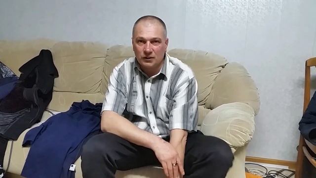 Как бежал Колямбурон в магнит! Видео про холопа! Запчастей и масла тут нет смотреть онлайн