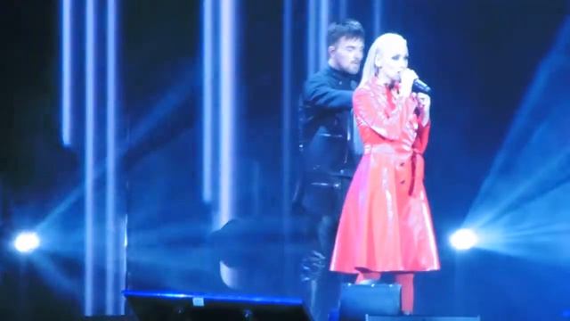 Александр Панайотов и Ксана Сергиенко - Лабиринт (Где ты?). Крокус Сити Холл. 08.03.2018 смотреть онлайн