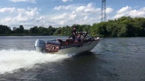 Катер Berkut L-Jacket Aluma с мотором HONDA BF90 полёт
